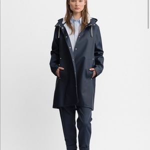 Stutterheim Mosebacke Navy Raincoat - Small